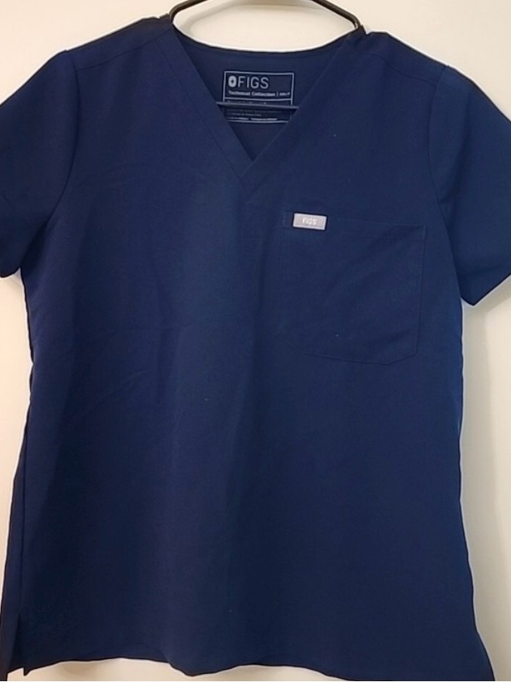 Figs navy Catarina one pocket scrub top